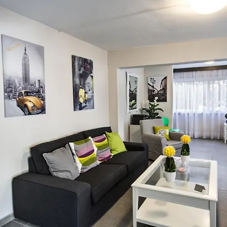 Villa The Complete Guide To Renting Your Holiday In Close To The Beach, 1323