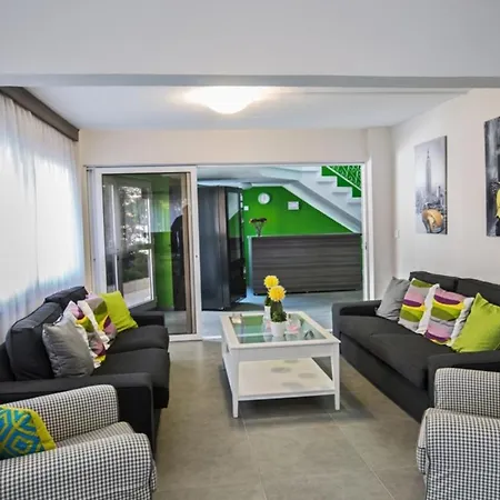 The Complete Guide To Renting Your Holiday In Close To The Beach, 1323 Villa